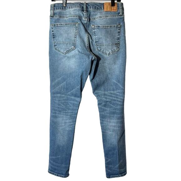 Aero Women's Stone Wash Skinny Stretch Distressed Straight Leg Jeans Sz 30/32 - Picture 4 of 7